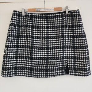 Dynamite XL Mini Skirt